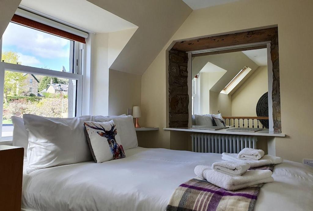 Oakbank Servant's Quarters * Pitlochry